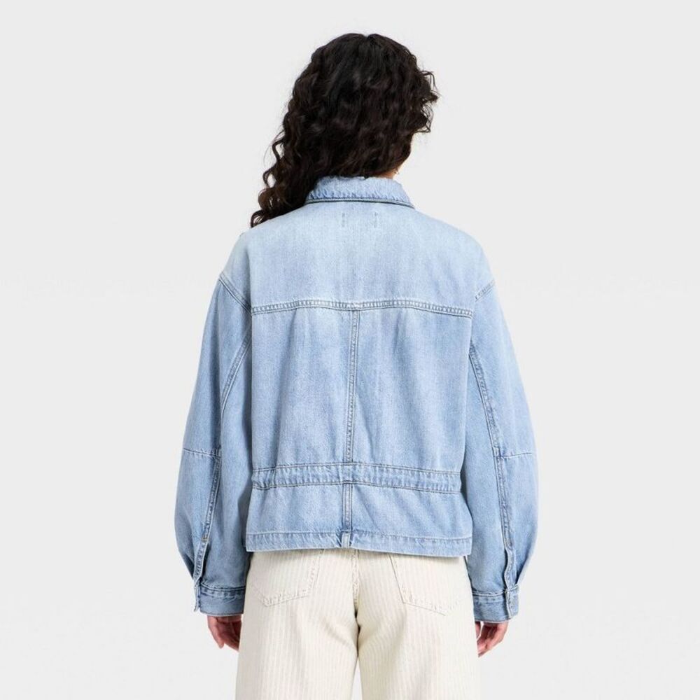 Universal Thread - Women's Cinched Denim Jacket - Universal Thread Li Blue - Picture 2 of 3